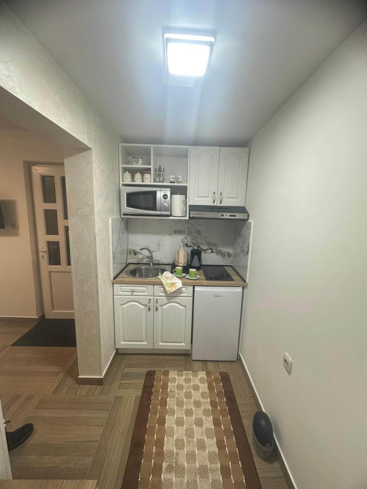 Apartmani Emily & Jully Nikšić Exteriér fotografie