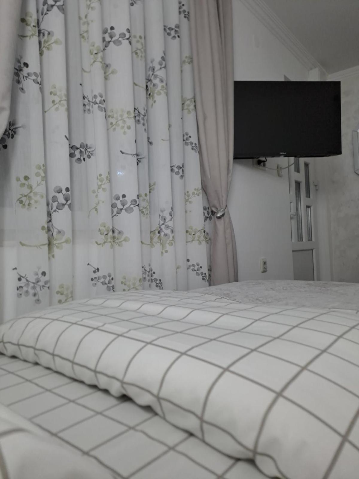 Apartmani Emily & Jully Nikšić Exteriér fotografie